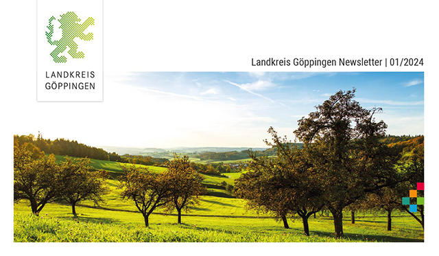 Landkreis Göppingen Logo und Blick auf Streuobstbäume im Voralbgebiet im September