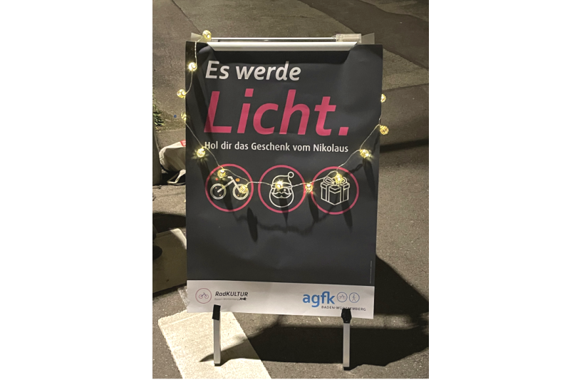 Plakat der Nikolaus-Aktion mit dem Text "Es werde Licht."