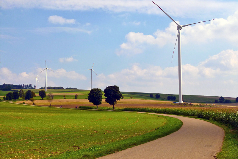 Windräder bei Stötten