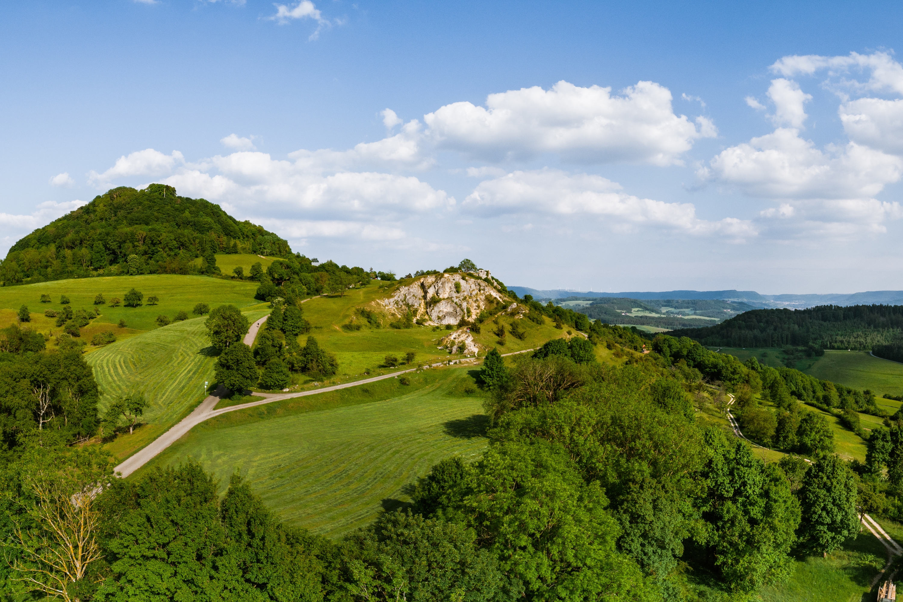 Hohenstaufen und Spielburg Berg Hohenstaufen und die vorgelagerte Spielburg