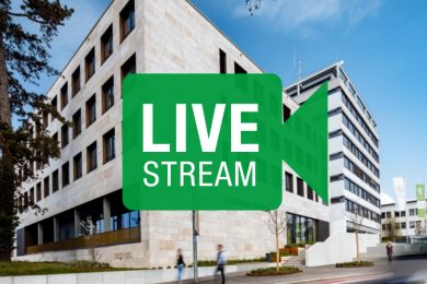 Livestream Gebäude Landratsamt mit dem Text Live Stream
